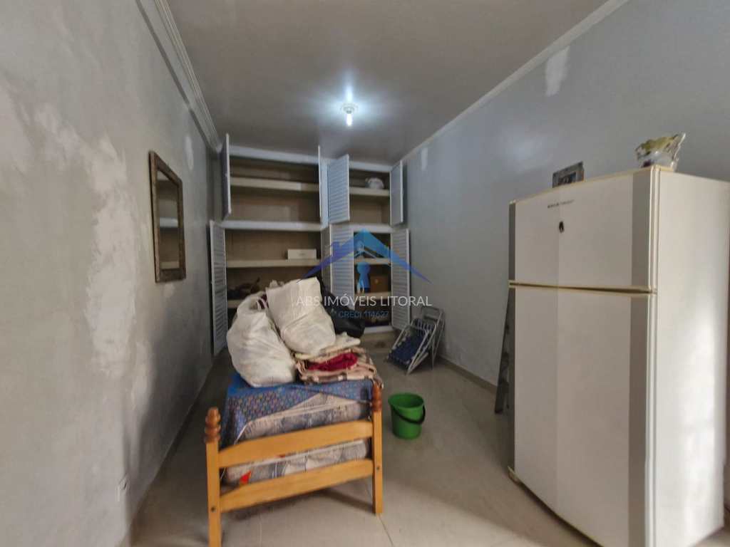 Casa em Praia Grande, no bairro Balneário Maracanã