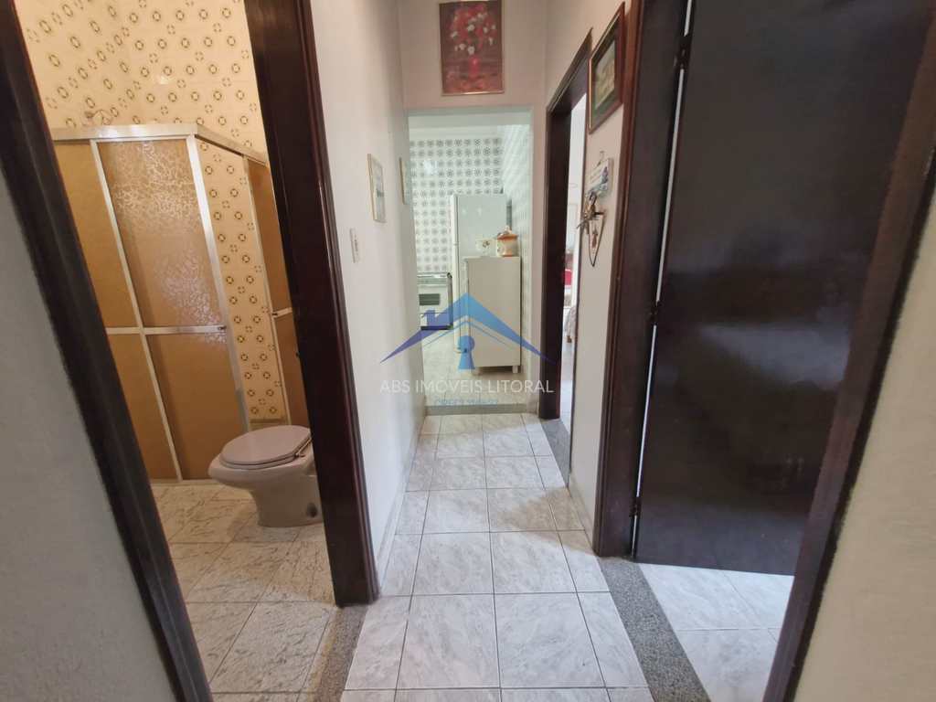 Casa em Praia Grande, no bairro Balneário Maracanã