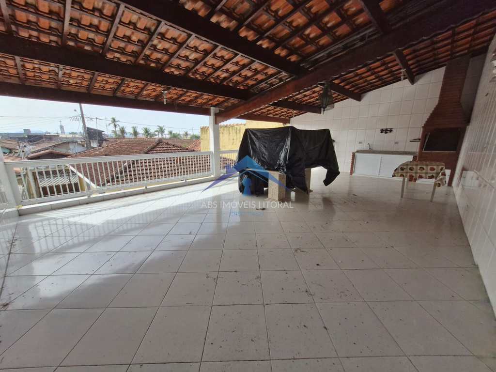 Casa em Praia Grande, no bairro Balneário Maracanã