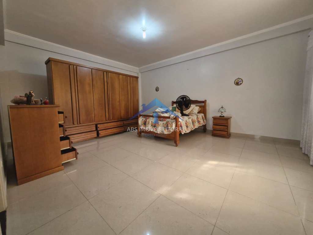 Casa em Praia Grande, no bairro Balneário Maracanã
