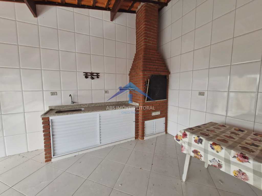 Casa em Praia Grande, no bairro Balneário Maracanã
