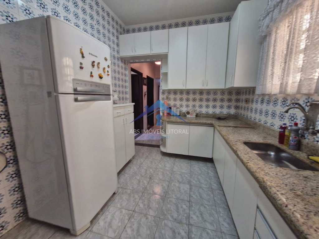 Casa em Praia Grande, no bairro Balneário Maracanã