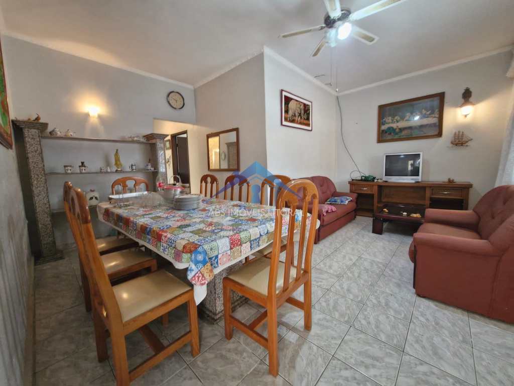 Casa em Praia Grande, no bairro Balneário Maracanã