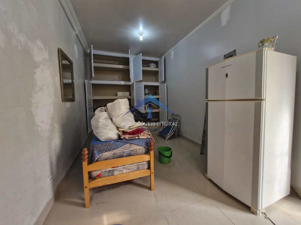 Casa em Praia Grande, no bairro Balneário Maracanã