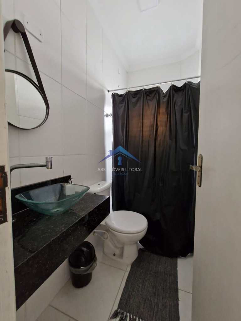 Casa em Praia Grande, no bairro Balneário Maracanã