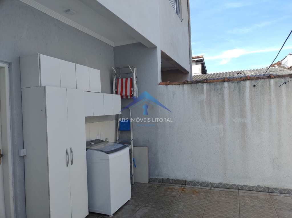 Casa em Praia Grande, no bairro Balneário Maracanã