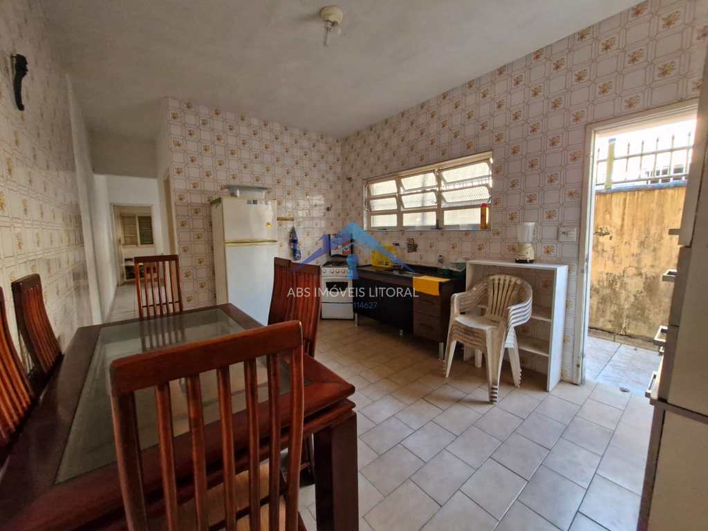 Casa em Praia Grande, no bairro Solemar