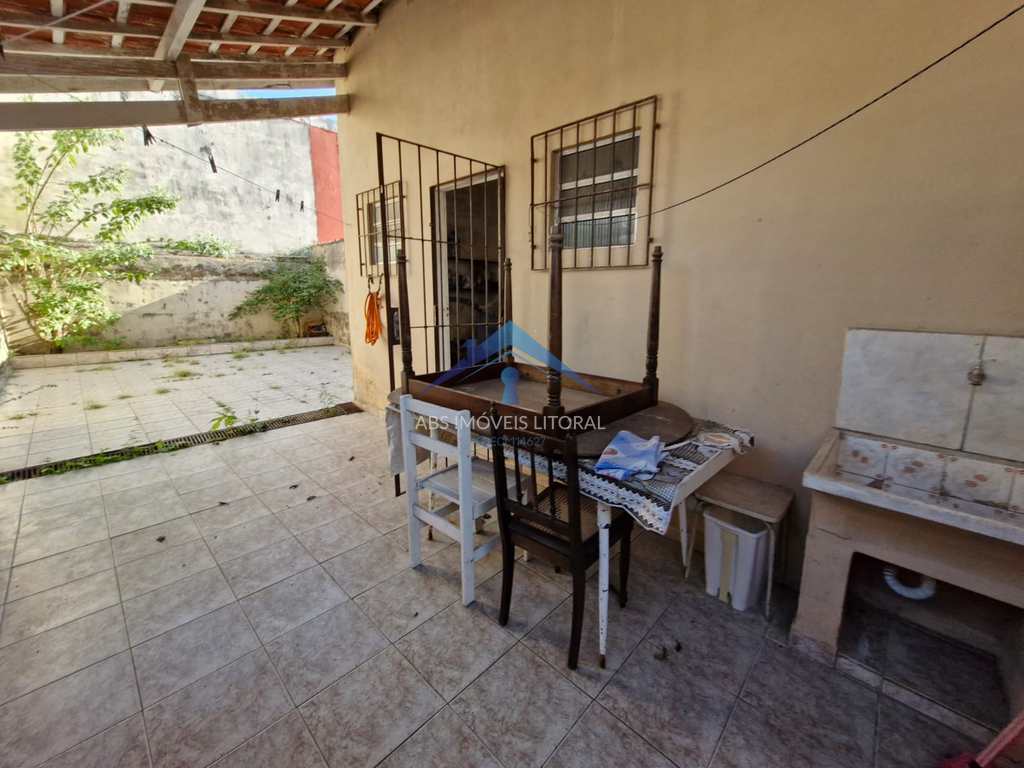 Casa em Praia Grande, no bairro Solemar