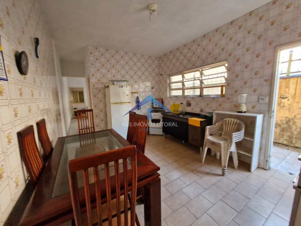 Casa em Praia Grande, no bairro Solemar