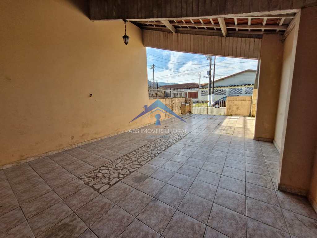 Casa em Praia Grande, no bairro Solemar