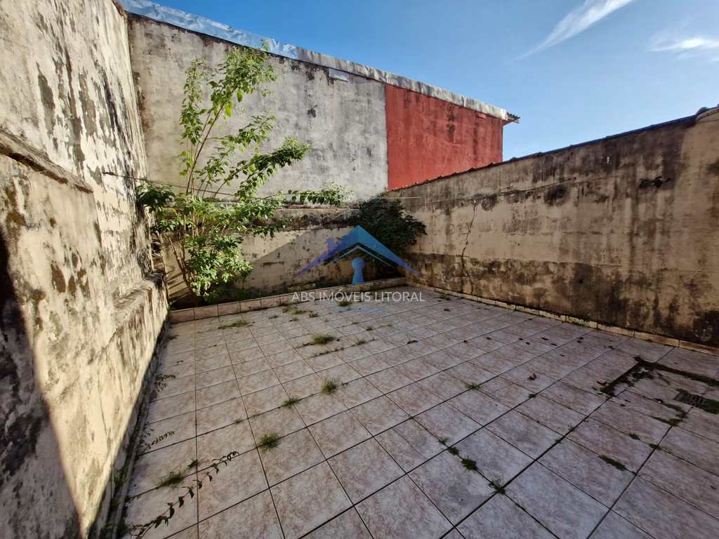 Casa em Praia Grande, no bairro Solemar