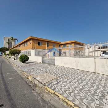 Apartamento em Praia Grande, bairro Caiçara