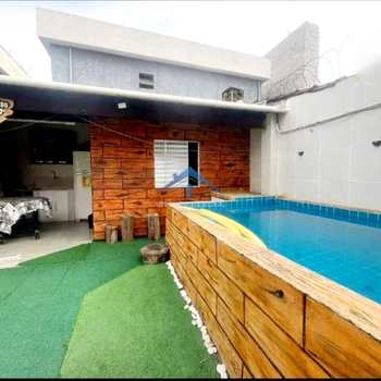 Casa em Praia Grande, bairro Balneário Maracanã