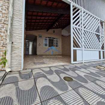 Casa em Praia Grande, bairro Caiçara