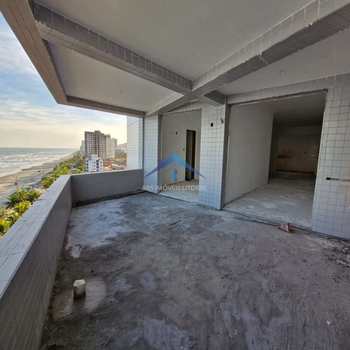 Apartamento em Praia Grande, bairro Solemar