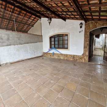 Casa em Praia Grande, bairro Caiçara