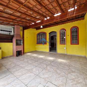 Casa em Praia Grande, bairro Caiçara