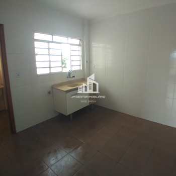 Apartamento em Sorocaba, bairro Vila Fiori