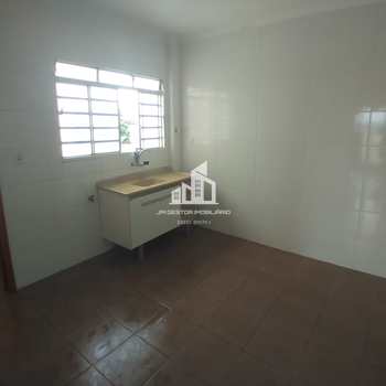 Apartamento em Sorocaba, bairro Vila Fiori