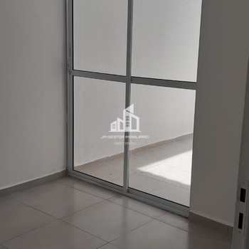 Casa de Condomínio em Votorantim, bairro Vila Garcia