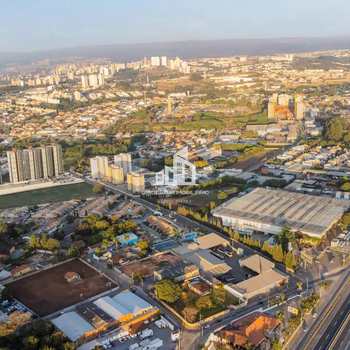 Apartamento em Sorocaba, bairro Parque Santa Isabel