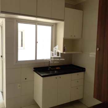 Apartamento em Sorocaba, bairro Caguassu