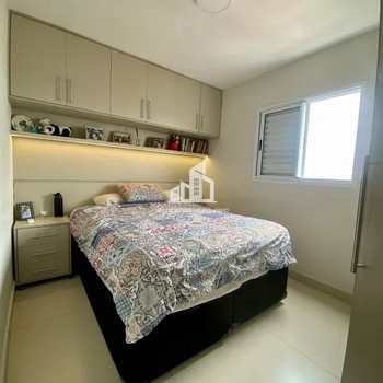 Apartamento em Sorocaba, bairro Vila Carvalho