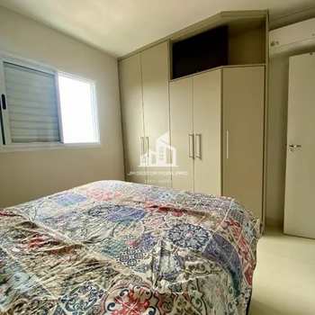 Apartamento em Sorocaba, bairro Vila Carvalho
