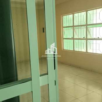 Casa em Sorocaba, bairro Jardim Portal do Itavuvu