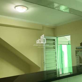 Casa em Sorocaba, bairro Jardim Portal do Itavuvu