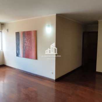 Apartamento em Sorocaba, bairro Centro