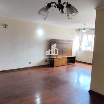 Apartamento em Sorocaba, bairro Centro