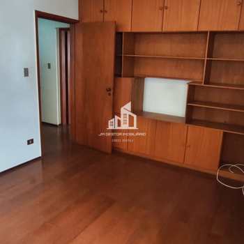 Apartamento em Sorocaba, bairro Centro