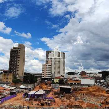 Apartamento em Sorocaba, bairro Centro