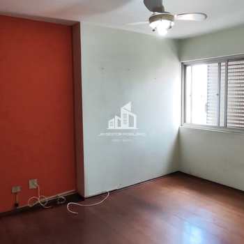 Apartamento em Sorocaba, bairro Centro