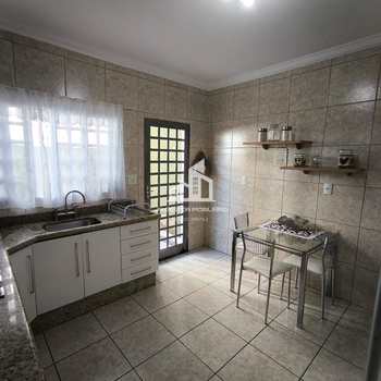 Sobrado em Sorocaba, bairro Jardim Prestes de Barros