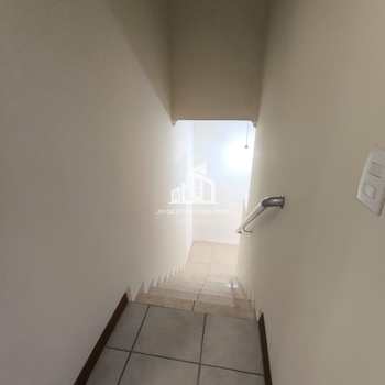 Sobrado em Sorocaba, bairro Jardim Prestes de Barros