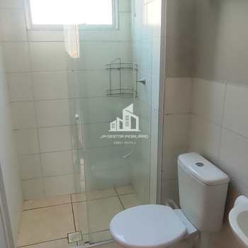Apartamento em Sorocaba, bairro Caguassu