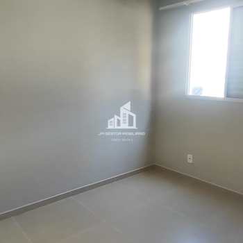 Apartamento em Sorocaba, bairro Caguassu