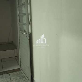 Casa em Sorocaba, bairro Jardim Portal do Itavuvu