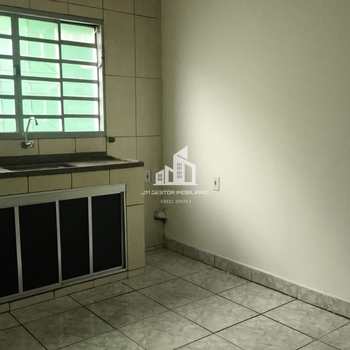 Casa em Sorocaba, bairro Jardim Portal do Itavuvu