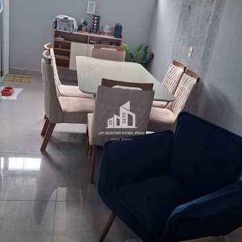 Apartamento em Sorocaba, bairro Vila Fiori