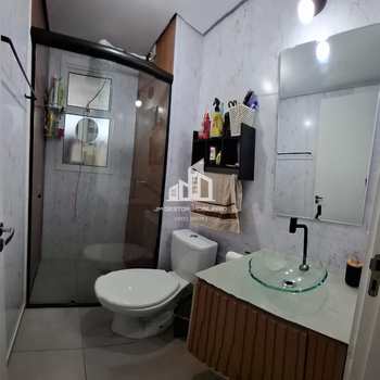 Apartamento em Sorocaba, bairro Vila Fiori