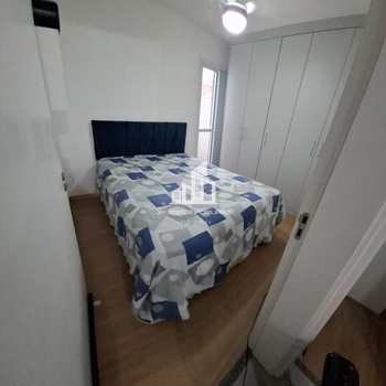 Apartamento em Sorocaba, bairro Vila Fiori
