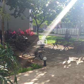 Apartamento em Sorocaba, bairro Jardim Maria Eugênia