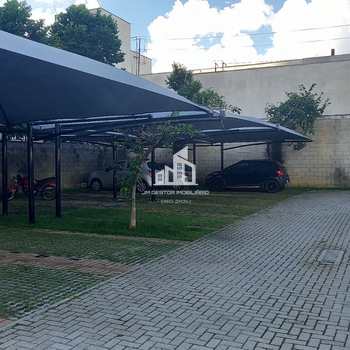 Apartamento em Sorocaba, bairro Jardim Maria Eugênia