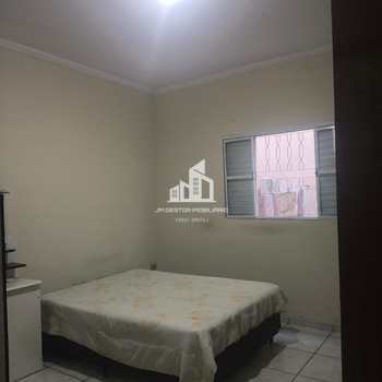 Casa em Sorocaba, bairro Jardim São Guilherme