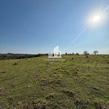 Sítio em Tatuí, bairro Jurumirim