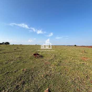 Sítio em Tatuí, bairro Jurumirim