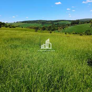 Sítio em Tatuí, bairro Jurumirim